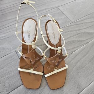 Louis Vuitton sandal sz 37